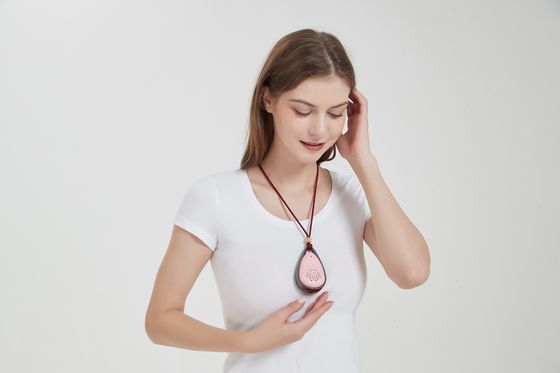 74 ग्राम कोल्ड प्लाज्मा छोटा पहनने योग्य वायु शोधक खुद को फ्लू और एलर्जी से बचाएं