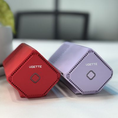 कार में हवा में सुधार के लिए 3W कॉम्पैक्ट कार एयर प्यूरीफायर